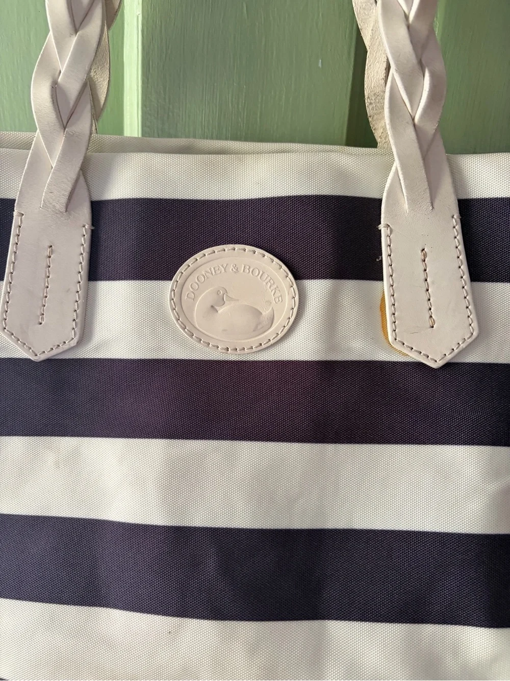 DOONEY BOURKE SULLIVAN TOTE SHOPPER